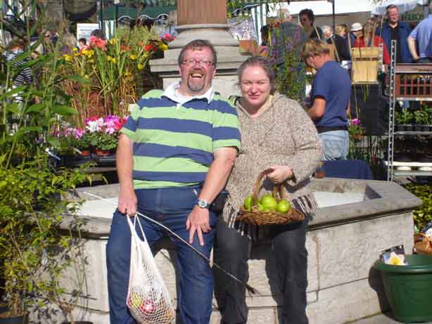 Dave and Jenny, Conwy