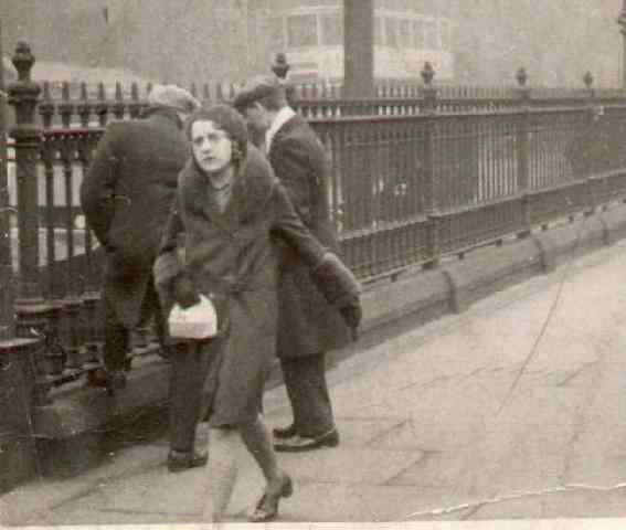 A young Pam Pearce